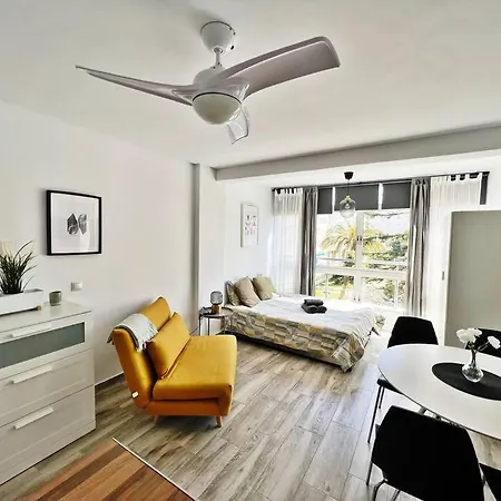 Céntrico Y Nuevo Estudio * Fuengirola